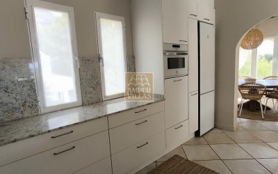  Fantástica villa con vistas panorámicas al mar.